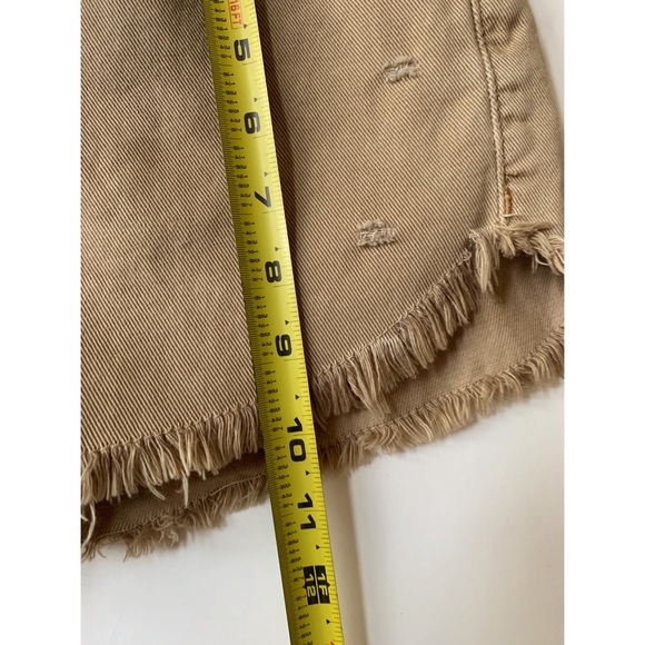 Free People Distressed Fray Hem Jean Shorts 24 - Picture 13 of 15